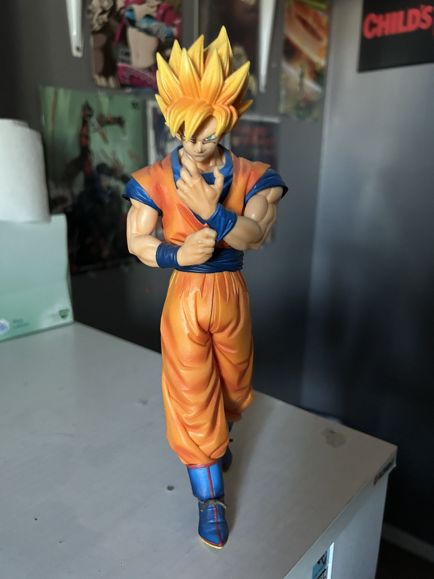 Goku Statue