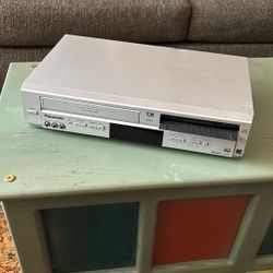 VCR/ DVD Player Combo