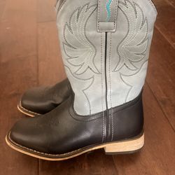 Kids cowboy boots