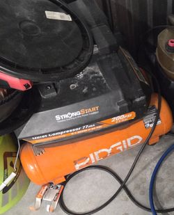 RIDGID 4.5 GAL. PORTABLE ELECTRIC  QUIET AIR COMPRESSOR  MODEL QF45200SS