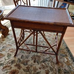 Side table-meduim stain