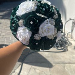 XV Bouquet Green