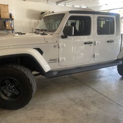 2020 Jeep Gladiator