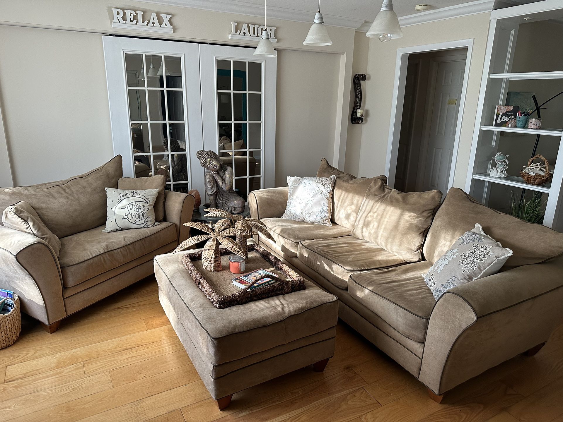 Pull Out Couch Set