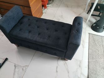 Tufted Storage Bench with Rolled Arms