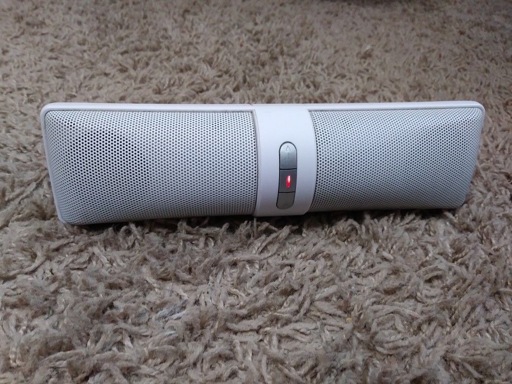 Stereo Bluetooth speaker