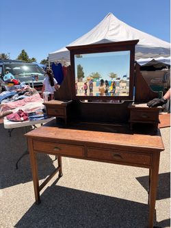 Vintage vanity