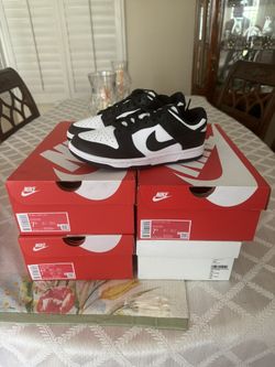 Nike Dunk Low Panda Size 7.5W, 8.5W, 9W BRAND NEW