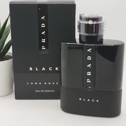 Prada
 
Luna Rossa Black Eau de Parfum

3.3 fl