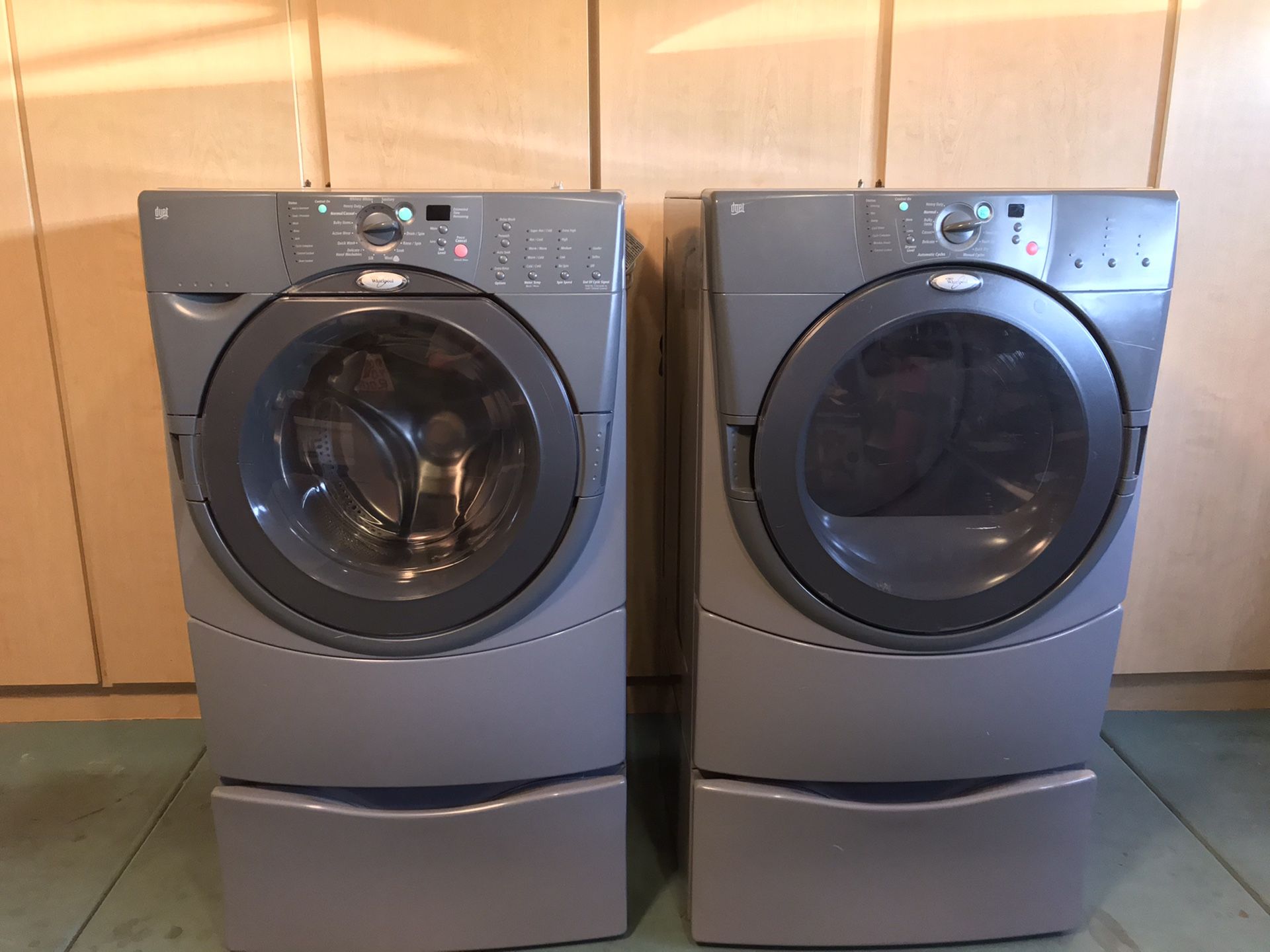 Whirlpool Duet front loading washer/gas dryer