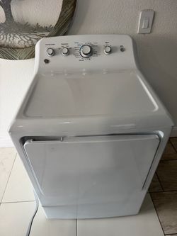 GE White Front-Load Electric Dryer