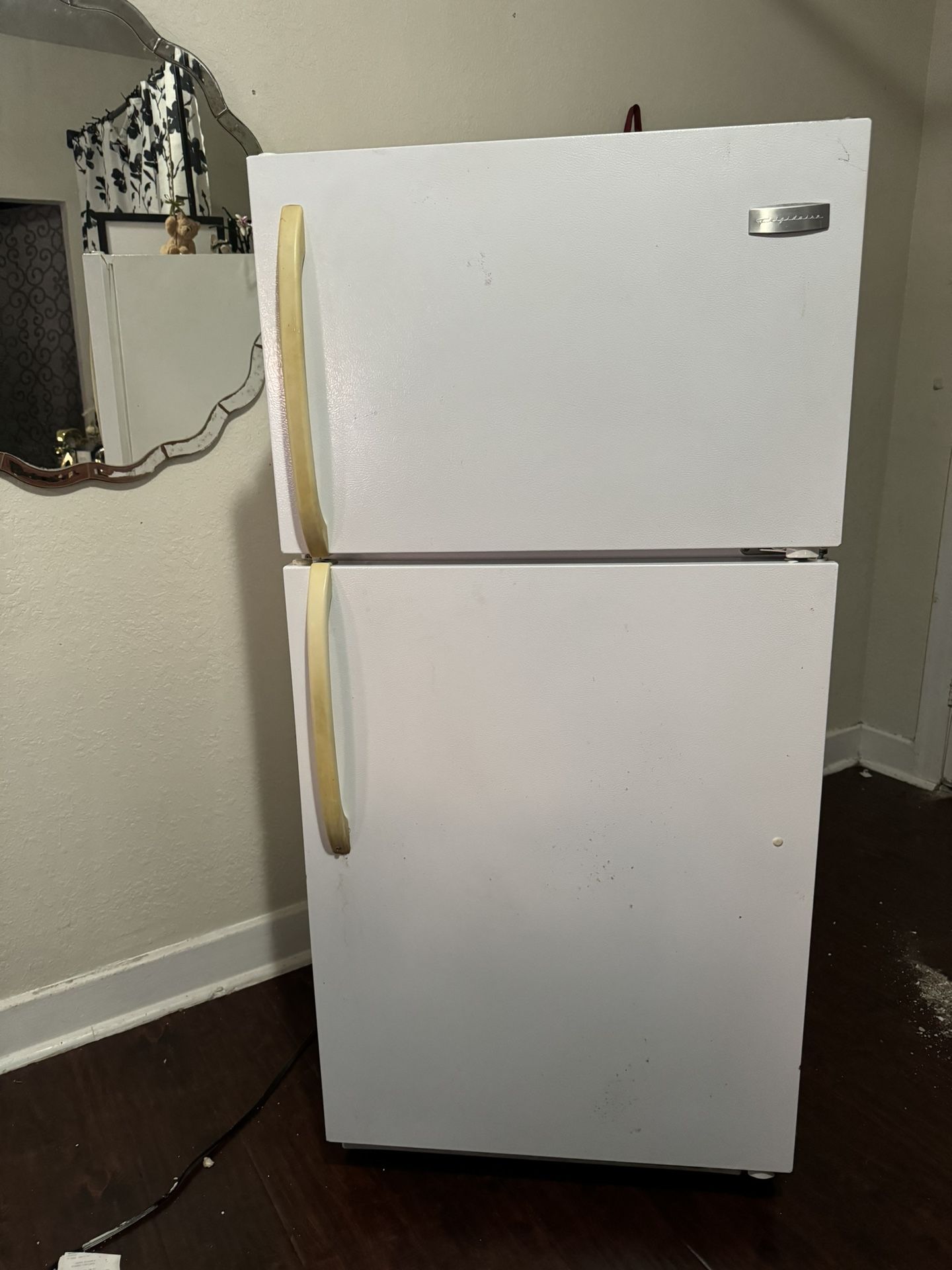 Refrigerator