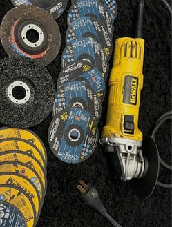 DEWALT Corded Angle Grinder + Grinding/Cut-Off Wheels