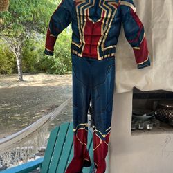 Spider-Man Halloween Costume (size 4-6)