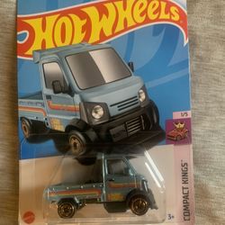 Hot Wheels Compact Kings 1981 Suzuki Samurai pickup truck hotwheels