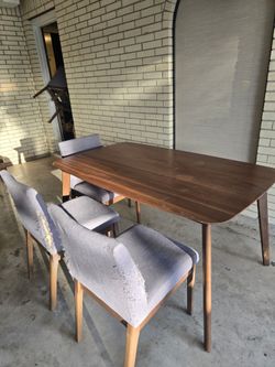 Table/Mesa