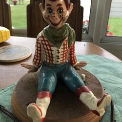 Vintage Howdy Doody Lamp,   Needs Re-wiring . Other Wise In Great Shape.