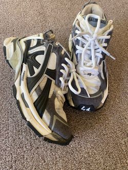 Balenciaga Runners