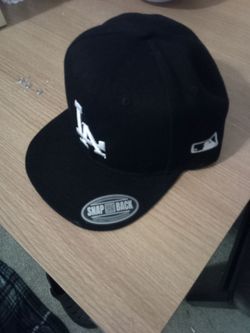 Dodgers hat new