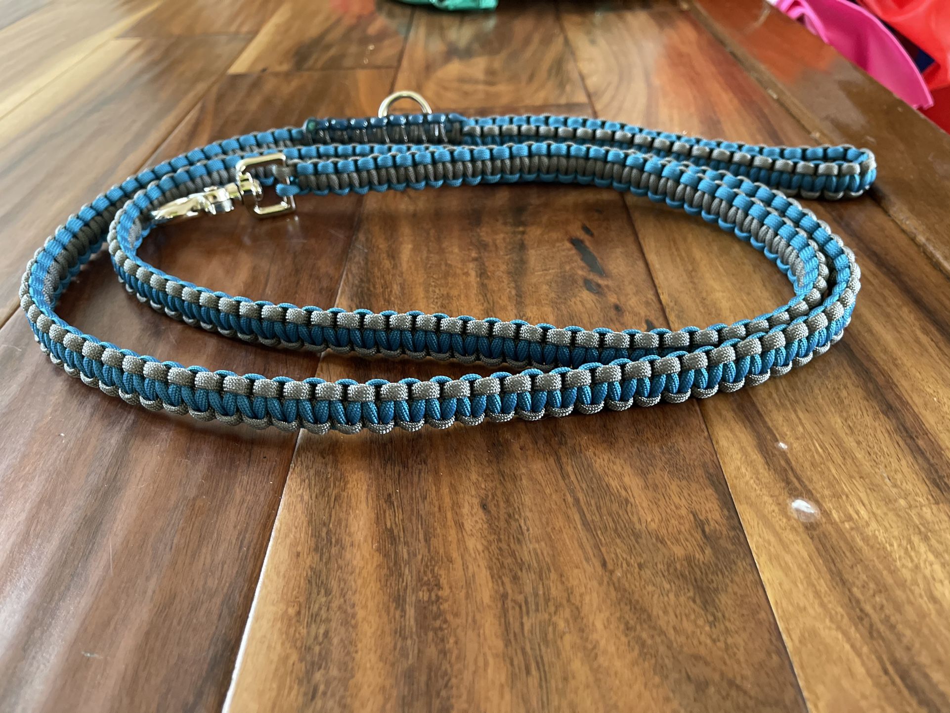 Hand Made Dog Collars And Leashes