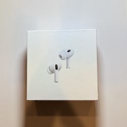 Apple AirPods Pro 2nd Generation with MagSafe Wireless Charging Case - White