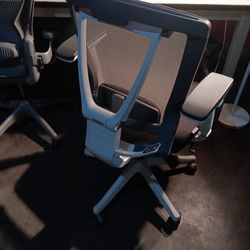 Office Chair Autonomous 
