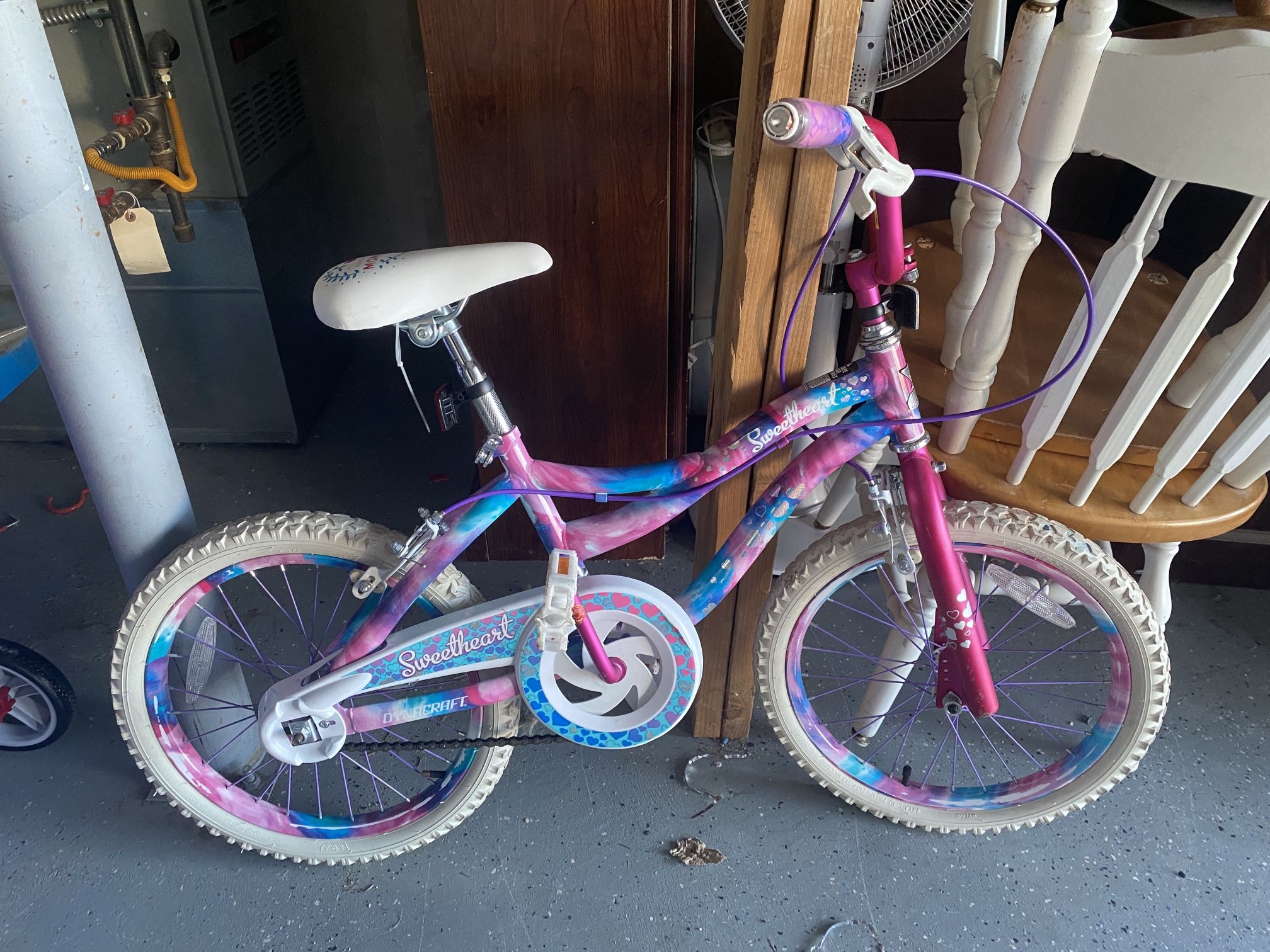 Dynacraft Dynacraft 18-Inch Girls BMX Bike For Age 6-9 Years