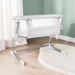 New Bedside Sleeper Bassinet - Beside Me Dreamer Grey