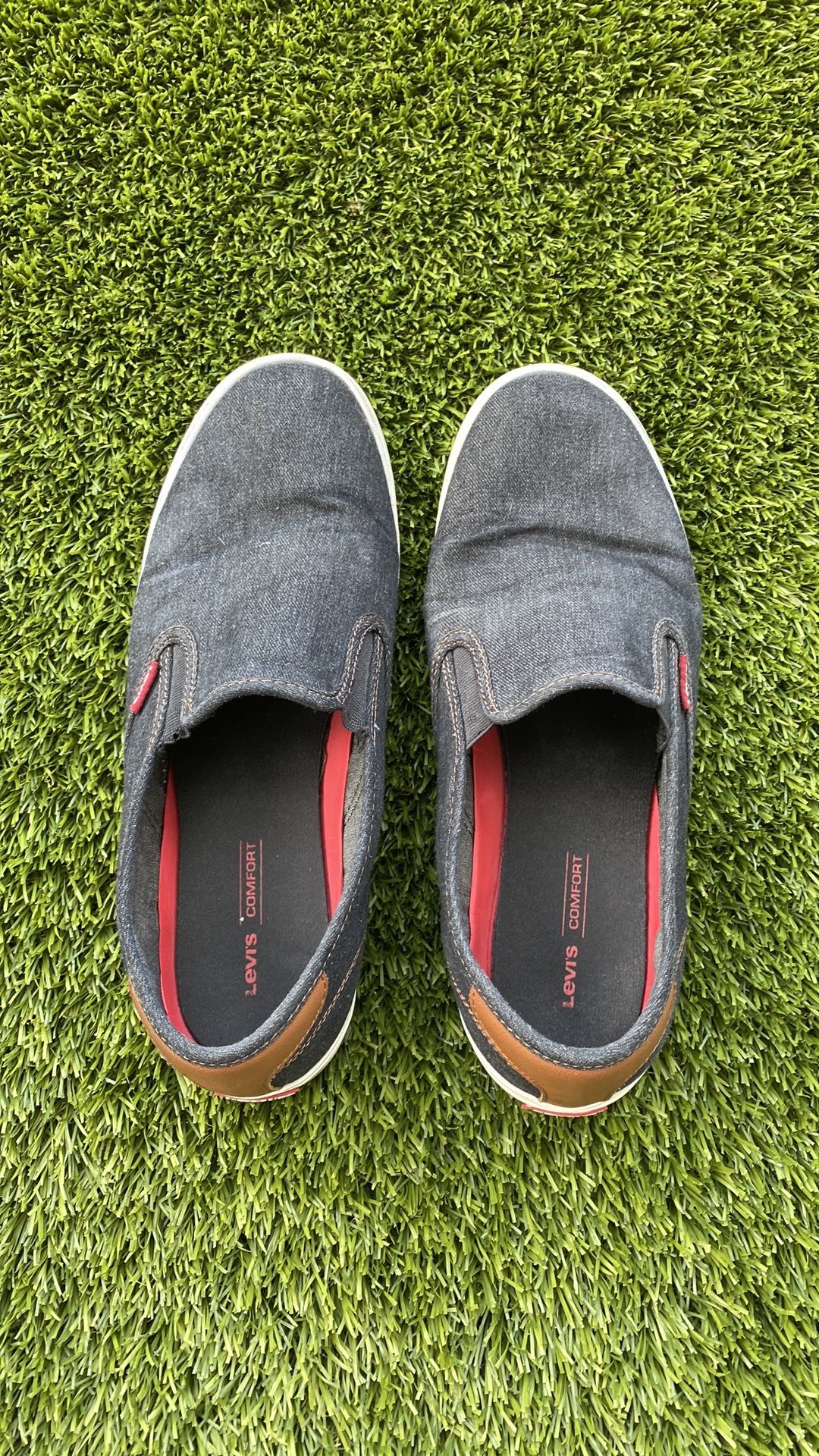 Levi’s Men New Shoes Size 12