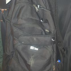 Es Black Backpack 