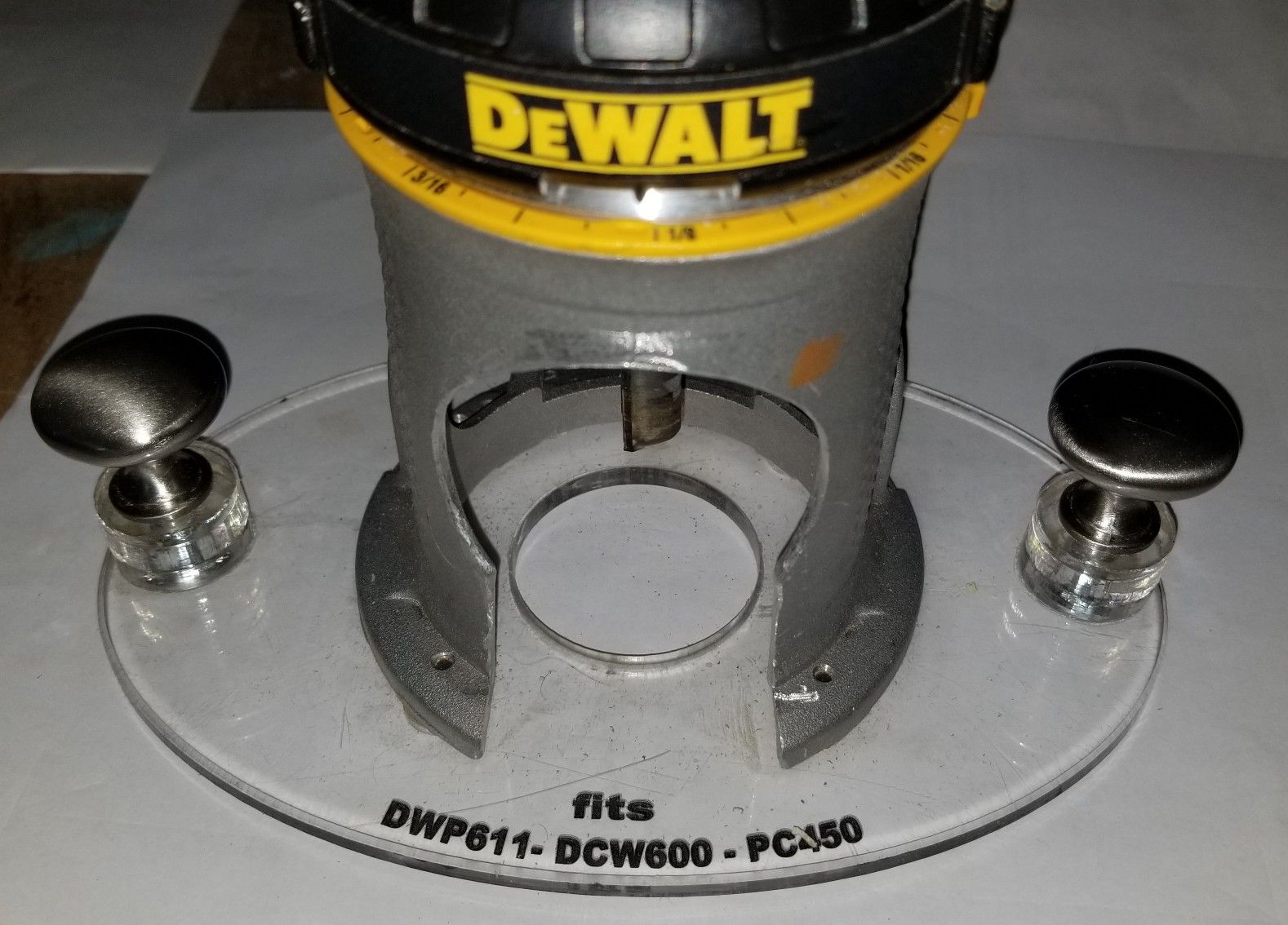 Acrylic Cast Router "BASE PLATE" ( Oval ) w/ Large Center Hole & Handles "FITS" All Palm Routers