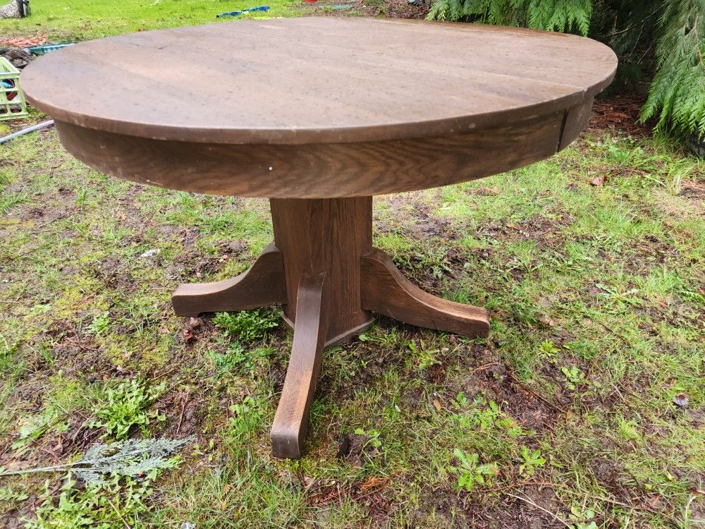 Antique Table 1920 Morgan