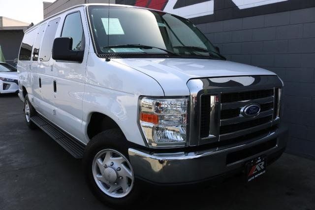 2014 Ford Econoline Wagon