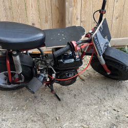 Manco Thunderbird Vintage Monster (200cc)