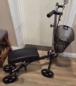 Knee scooter