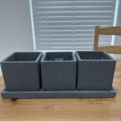 Plant pots