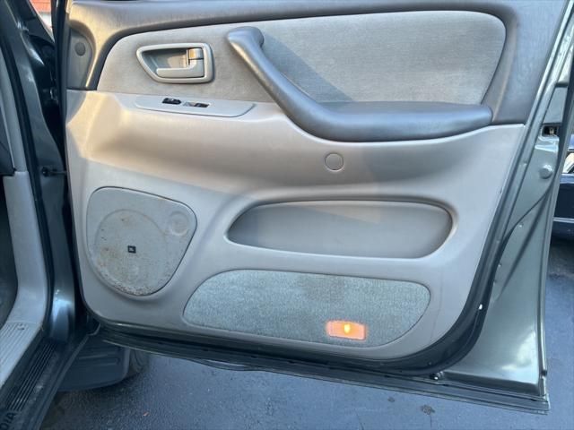 2005 Toyota Sequoia