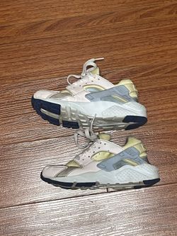 Kids US 3.5Y Nike Huarache Pink Running Shoe 