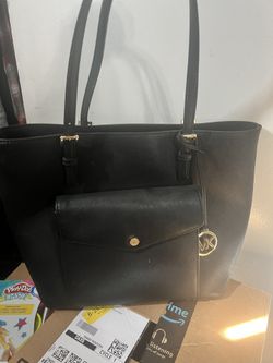 Michael kors Jet Set Purse