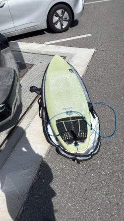 Surfboard-6’10” FireWire dominator 2