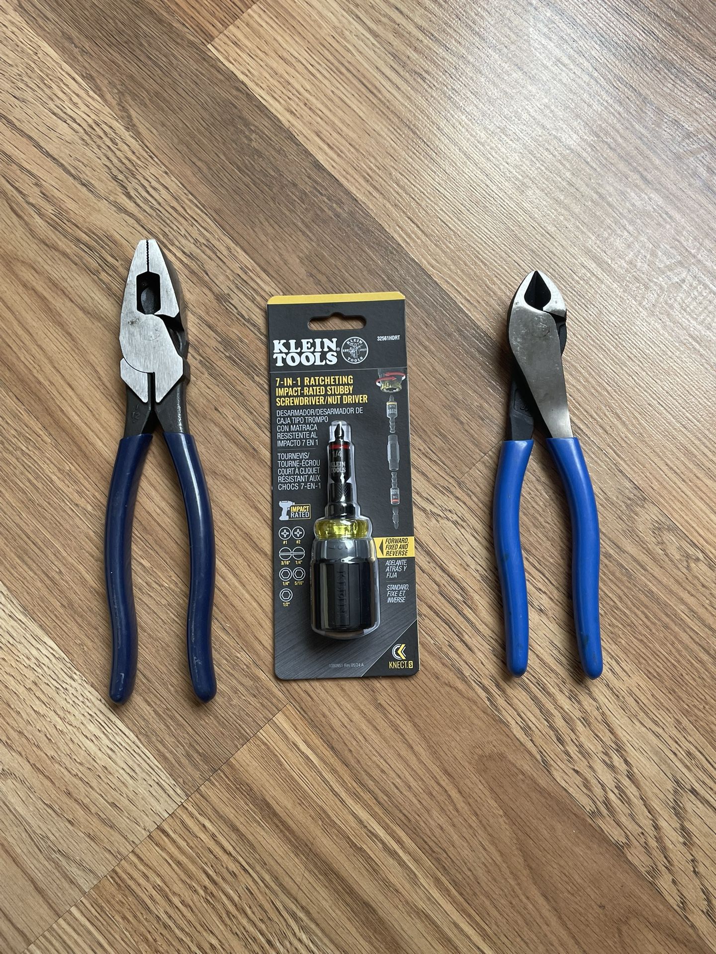 Klein Tools 7in1 Ratcheting Stubby Screwdriver & Pliers
