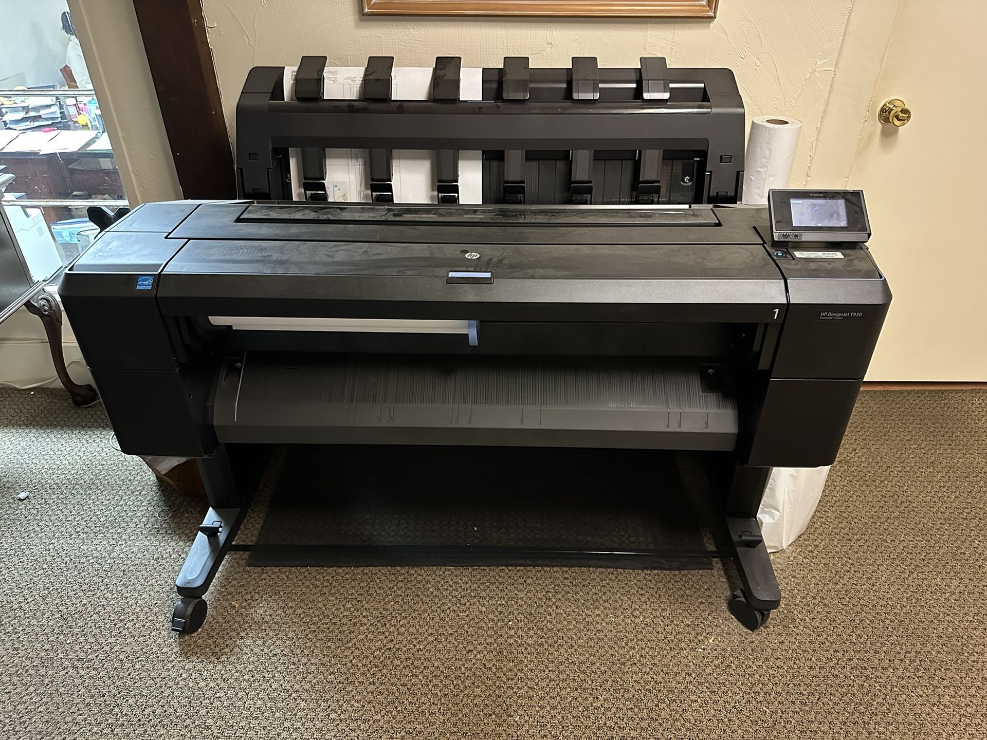HP DesignJet T930 36-inch PostScript Color Wide Format Printer— Like New