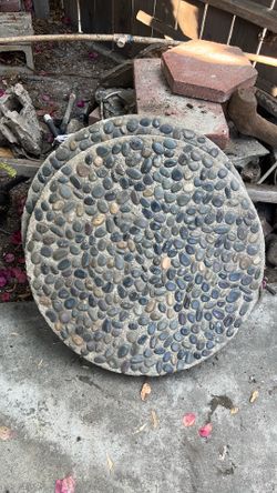 24 inch garden stone
