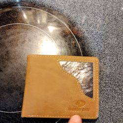 Mossy Oak Camouflage Leather Bifold Wallet Tan