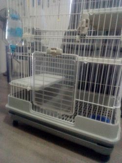 Large  3 Tire White Ferrit Cage