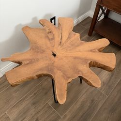 Metal and wooden end table