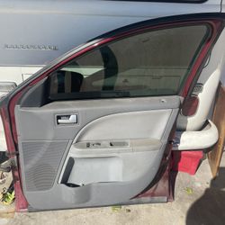 2005 Mercury Montego Door