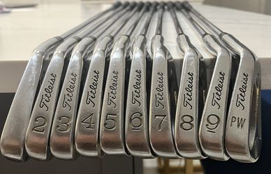 Vintage  (1972 ) Titleist Acushnet AC-108 Irons 1-PW