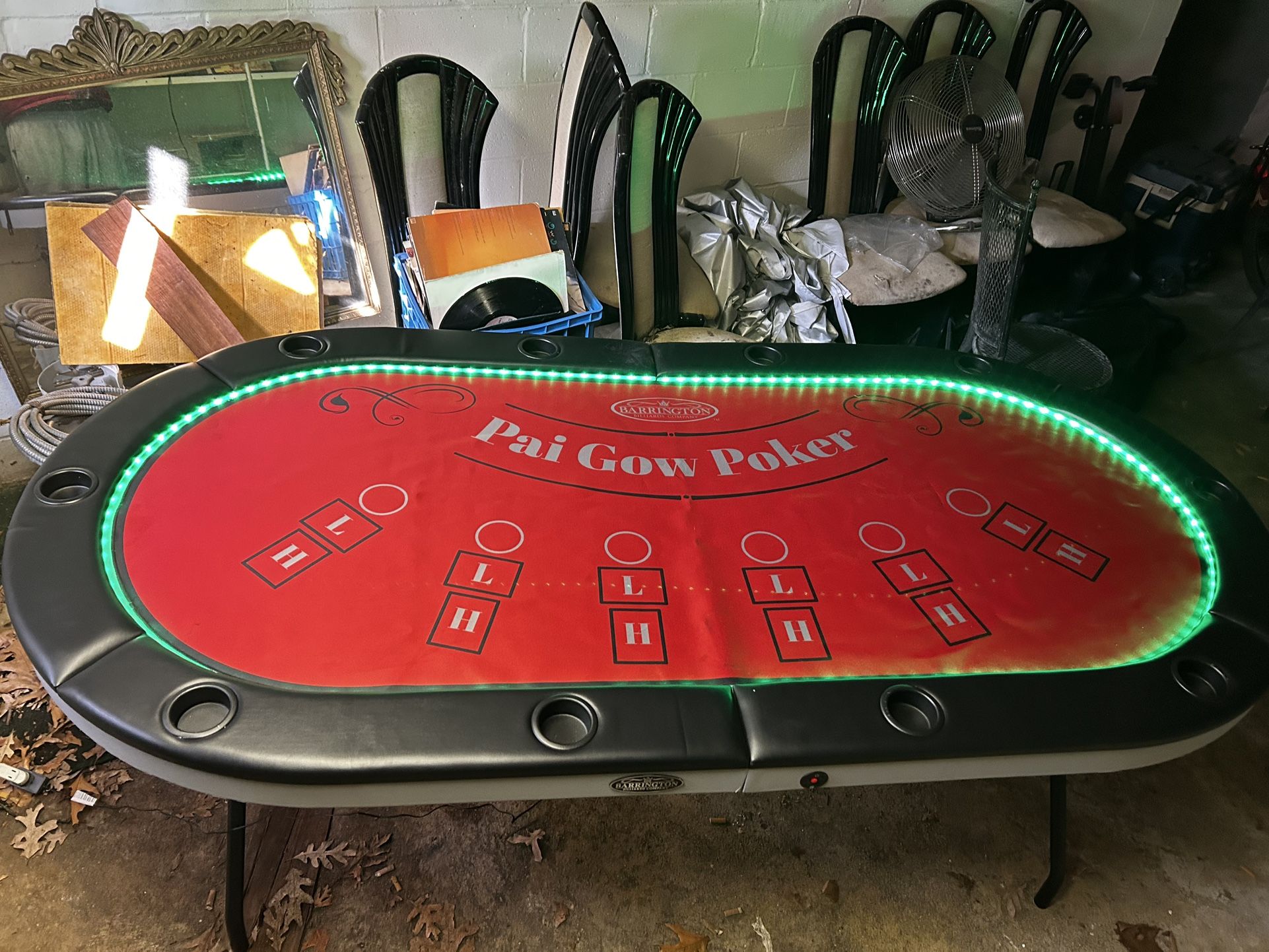 poker table/blackjack