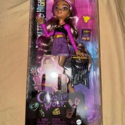 Clawdeen Wolf (Monster High Doll)